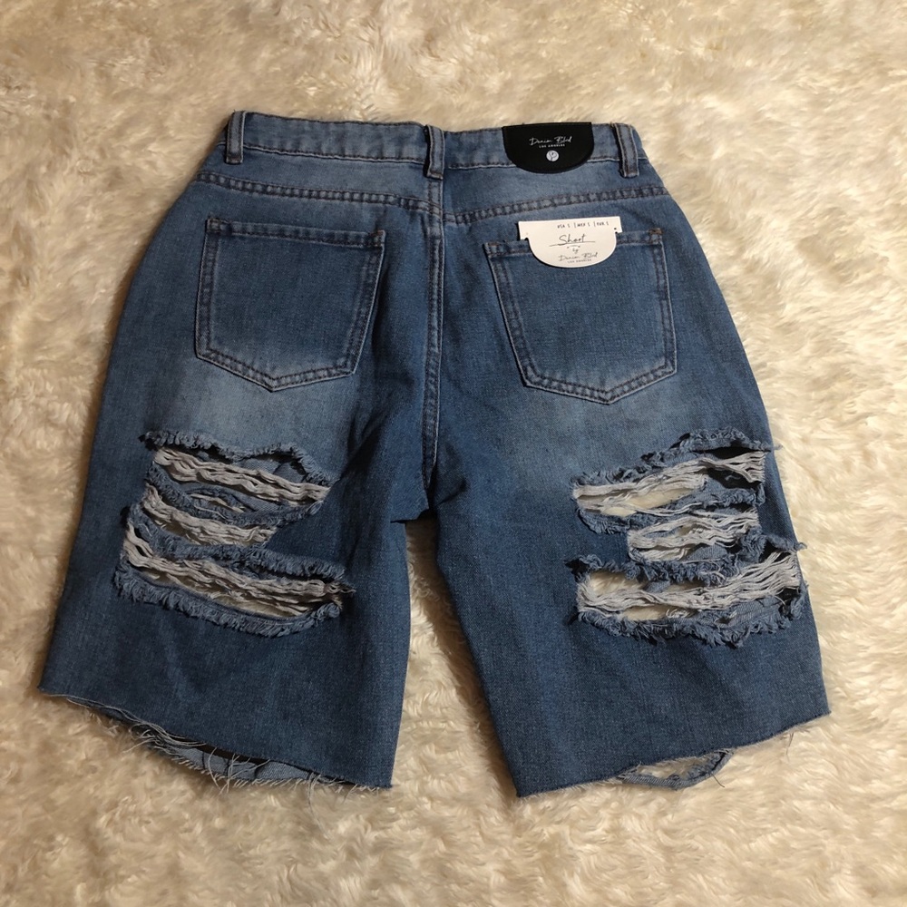 Distressed Denim Shorts - Picture 3 of 5
